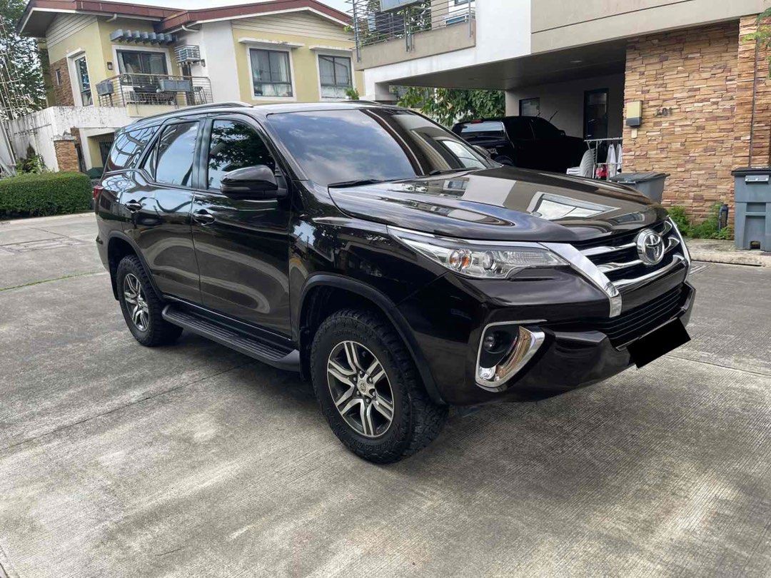 Toyota Fortuner G Auto (Category: Used Cars) located in Paranaque City. Submitted by kymiranda (Listing ID 1464485380, Image 2). Description: ✅ 52,000 kms only ✅ Automatic transmission ✅ Diesel ✅ 4x2 ✅ Well-maintained and ready to drive Inclusions: 📌 2 remotes 📌 Black Box 📌 Rear camera 📌 Owner’s manual 📌 Service / maintenance record 📌 Complete tools 📌 Complete documents 💯 GUARANTEED MILEAGE 💯 GUARANTEED ACCIDENT-FREE 💯 GUARANTEED FLOOD-