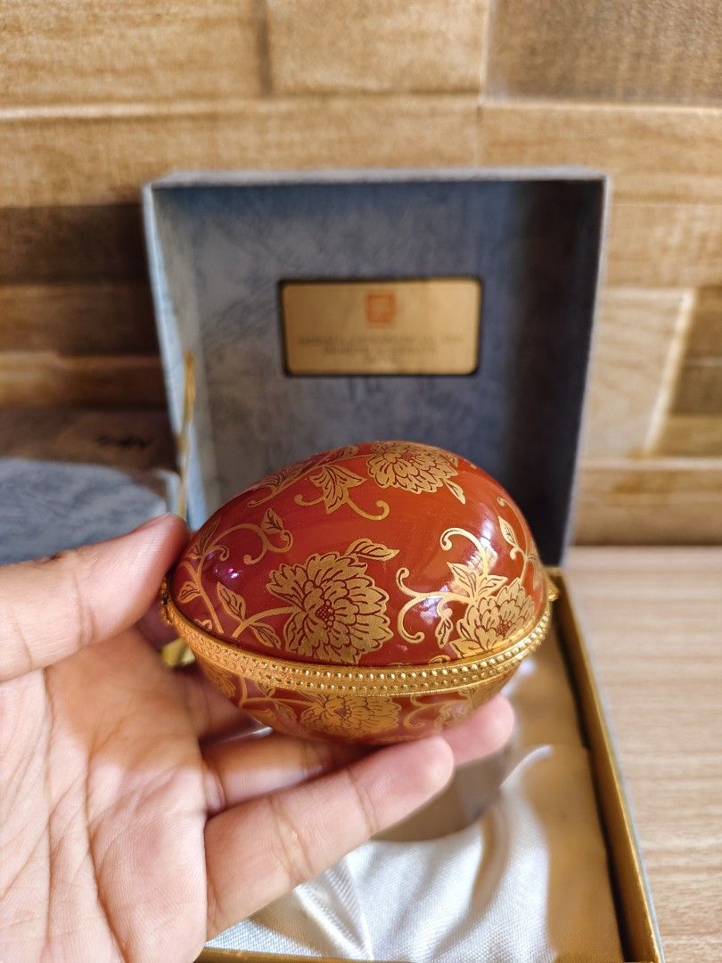 Trinkets (Category: Accessory Holder, Box & Organizers) located in Davao. Submitted by dvo_jpnstuff (Listing ID 1464490294, Image 3). Description: take all trinkets.
