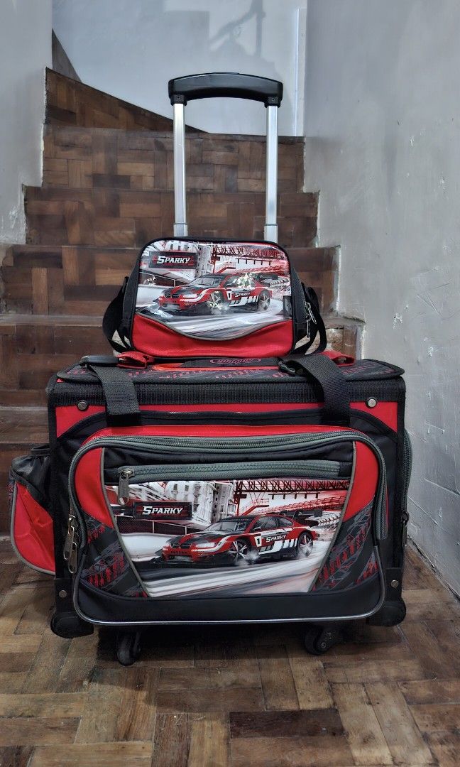 Trolley bag for school gr.1-3 (Category: Luggage) located in Antipolo. Submitted by newocean.bbbff5 (Listing ID 1464568159, Image 2). Description: Trolley bag Large size Marine wood (cover can be sitted on upto 50kgs) Big compartment for books still in very good condition not laspag still negotiable.