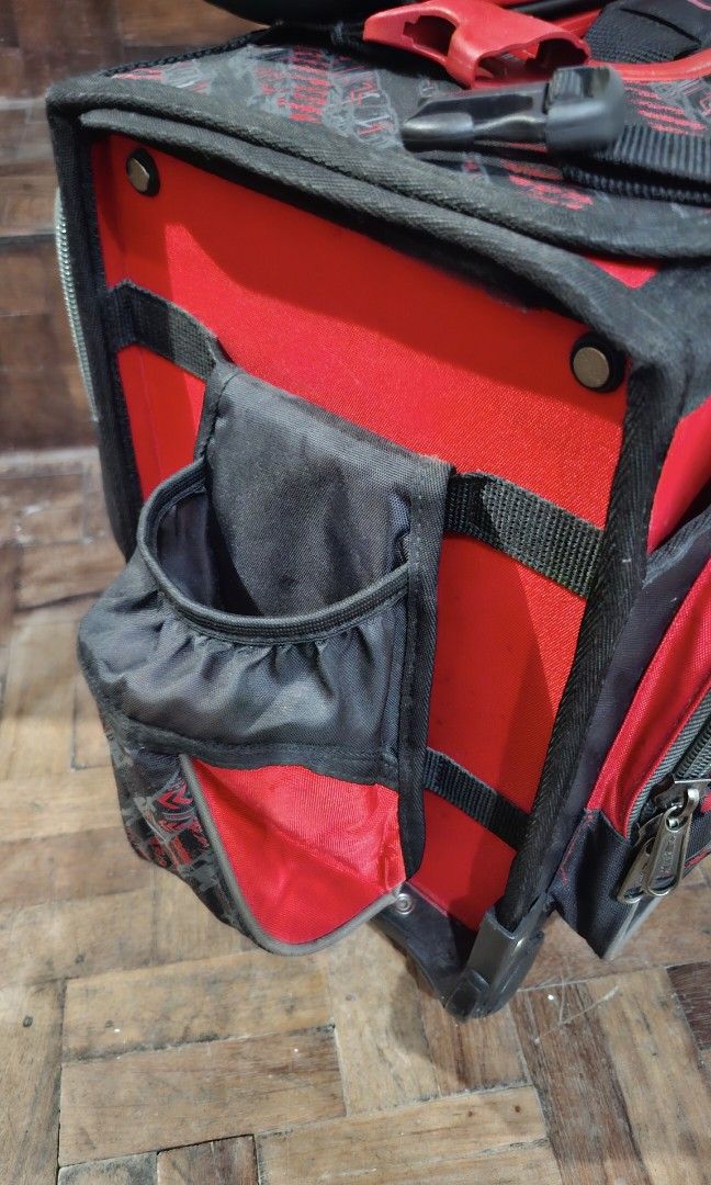 Trolley bag for school gr.1-3 (Category: Luggage) located in Antipolo. Submitted by newocean.bbbff5 (Listing ID 1464568159, Image 3). Description: Trolley bag Large size Marine wood (cover can be sitted on upto 50kgs) Big compartment for books still in very good condition not laspag still negotiable.