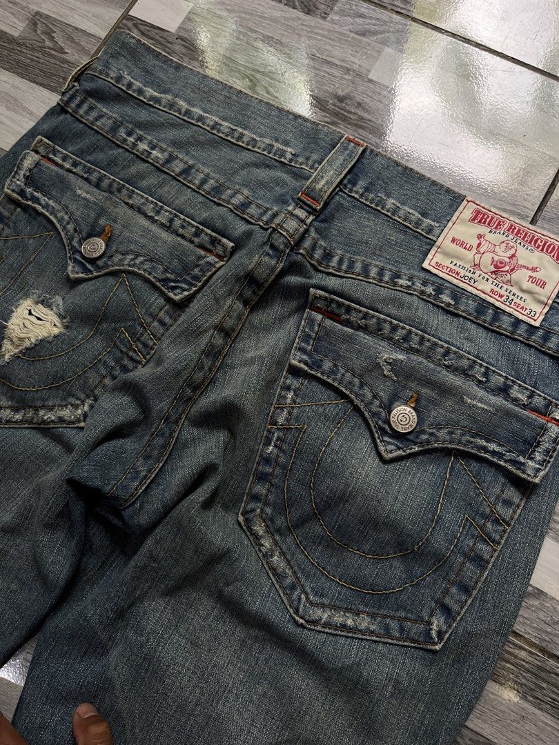 TRUE RELIGION SEC: JOEY (Category: Jeans) located in Davao. Submitted by rel18 (Listing ID 1464386877, Image 3). Description: True Religion Boot Cut Excellent Orig Waistline : 34 Length 40 Leg opening : 11 .