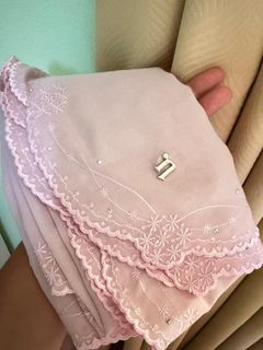 (Category: ) located in . Submitted by mamajual (Listing ID 1464451921, Image 1). Description: .