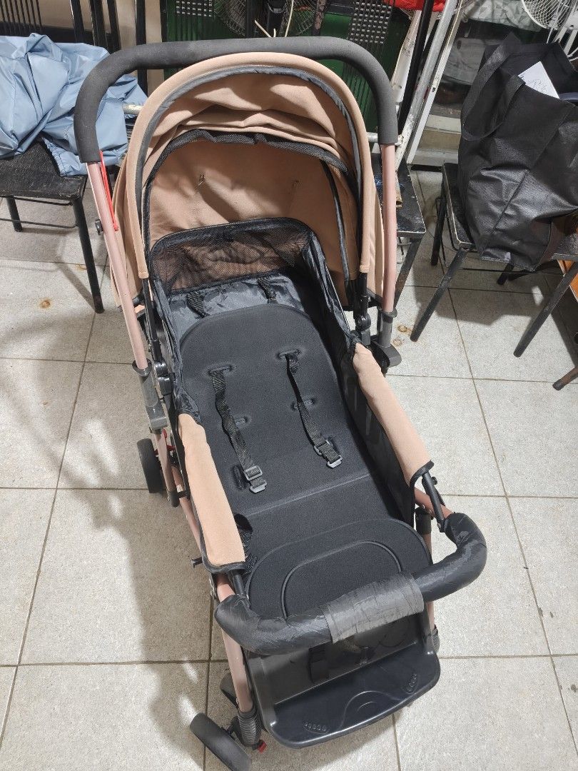 Two way Baby Stroller - 🟤 Brown color (Category: Strollers) located in Cainta. Submitted by ajoie.dclttr (Listing ID 1464468294, Image 2). Description: - Easy to fold and carry, perfect for travel or daily use. - Comfortable padded seat and harness for your little one. - Canopy offers shade from the sun. - Convenient storage basket underneath. - Chic rose gold frame adds a stylish touch. - Folds compactly for easy storage. -With free 2 unused Pi