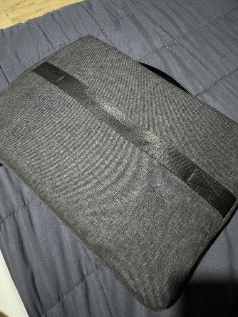 U Elements Laptop Sleeve Bag 16 inch (Category: Laptop Bags & Sleeves) located in Quezon City. Submitted by jtct22 (Listing ID 1464371548, Image 3). Description: Bought wrong size - Dark grey laptop sleeve - Soft, padded interior for maximum protection - Secure zipper closure - Convenient top handle for easy carrying - Fits most standard laptops - Ideal for safe and stylish transport of your device.