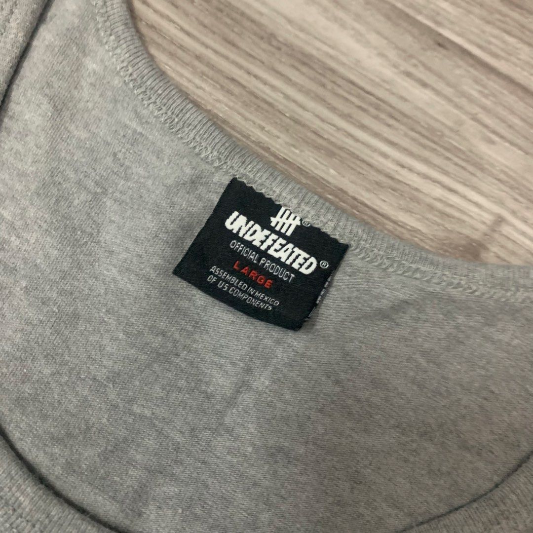 Undefeated tank top (Category: Tshirts & Polo Shirts ) located in Cavite. Submitted by yobubsss (Listing ID 1464553027, Image 3). Description: Size Large 22w 31L Good condition No issue.
