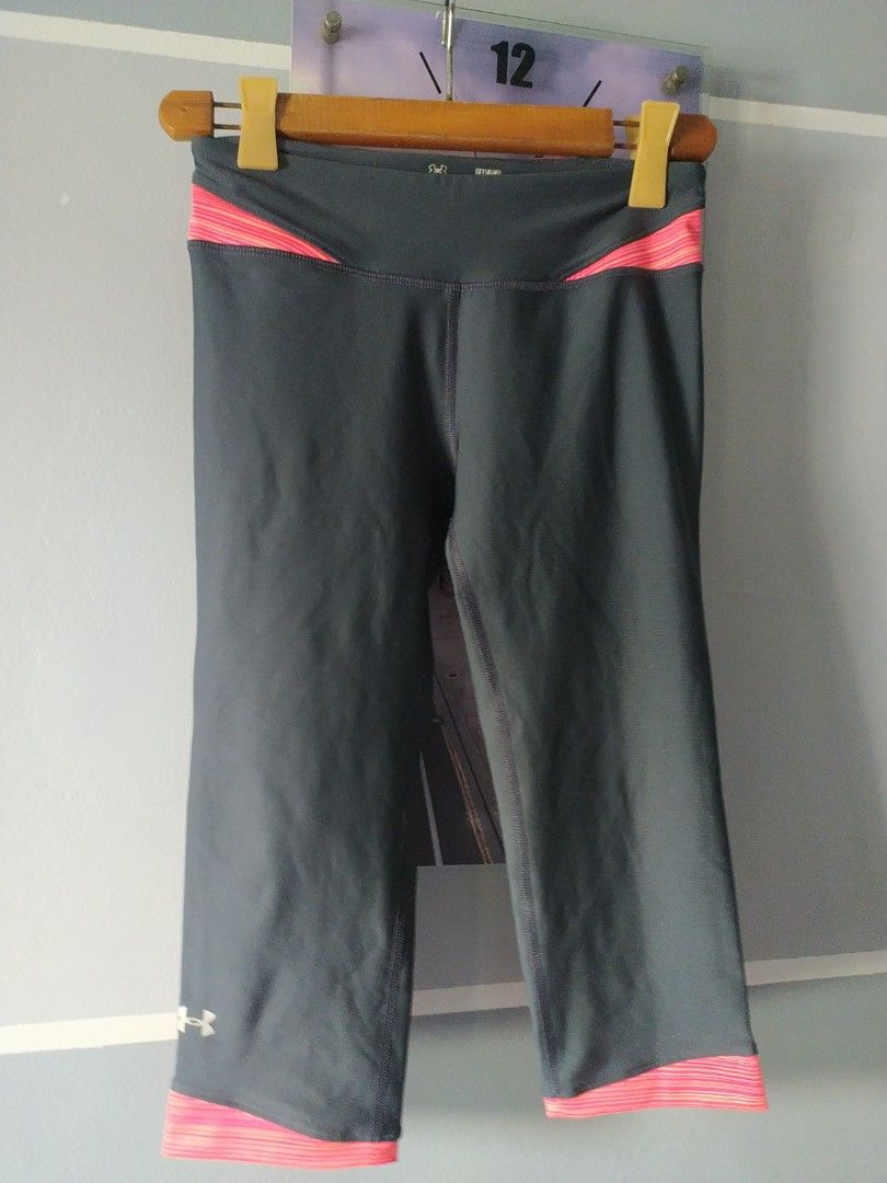 Under armour leggings (Category: Activewear) located in Manila. Submitted by timtam04 (Listing ID 1464423707, Image 1). Description: 14inches waistline 24inches length.