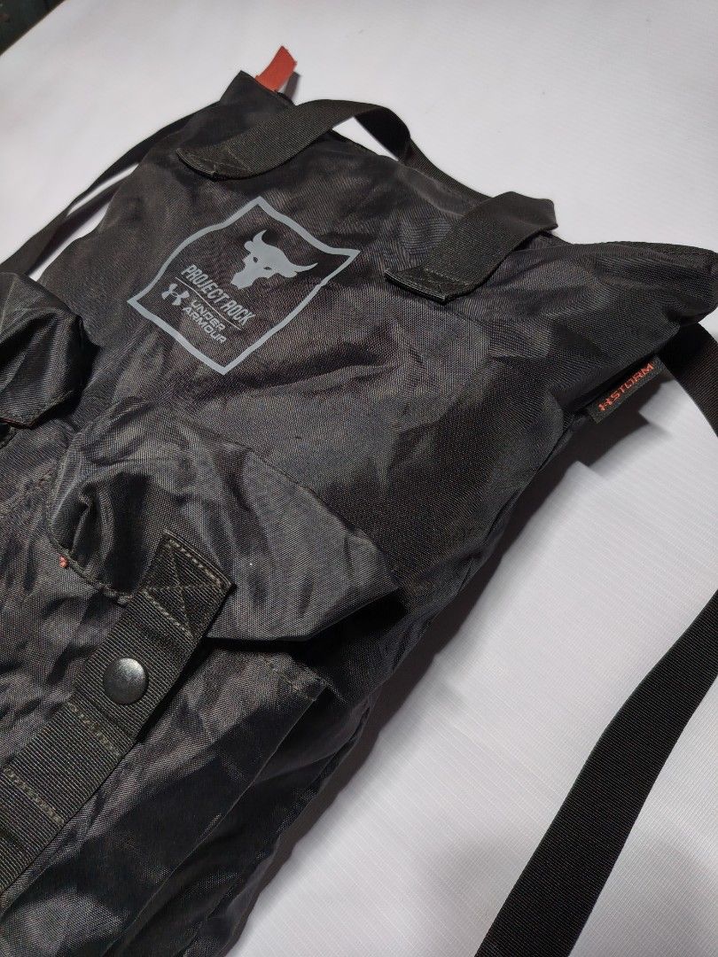 UNDER ARMOUR PROJECT ROCK BACKPACK🎒 (Category: Backpacks) located in Bislig. Submitted by tuazons21 (Listing ID 1464509325, Image 3). Description: GOOD CONDITION MINIMAL ISSUE PRESENTABLE PA DETAILS POSTED⤵️.