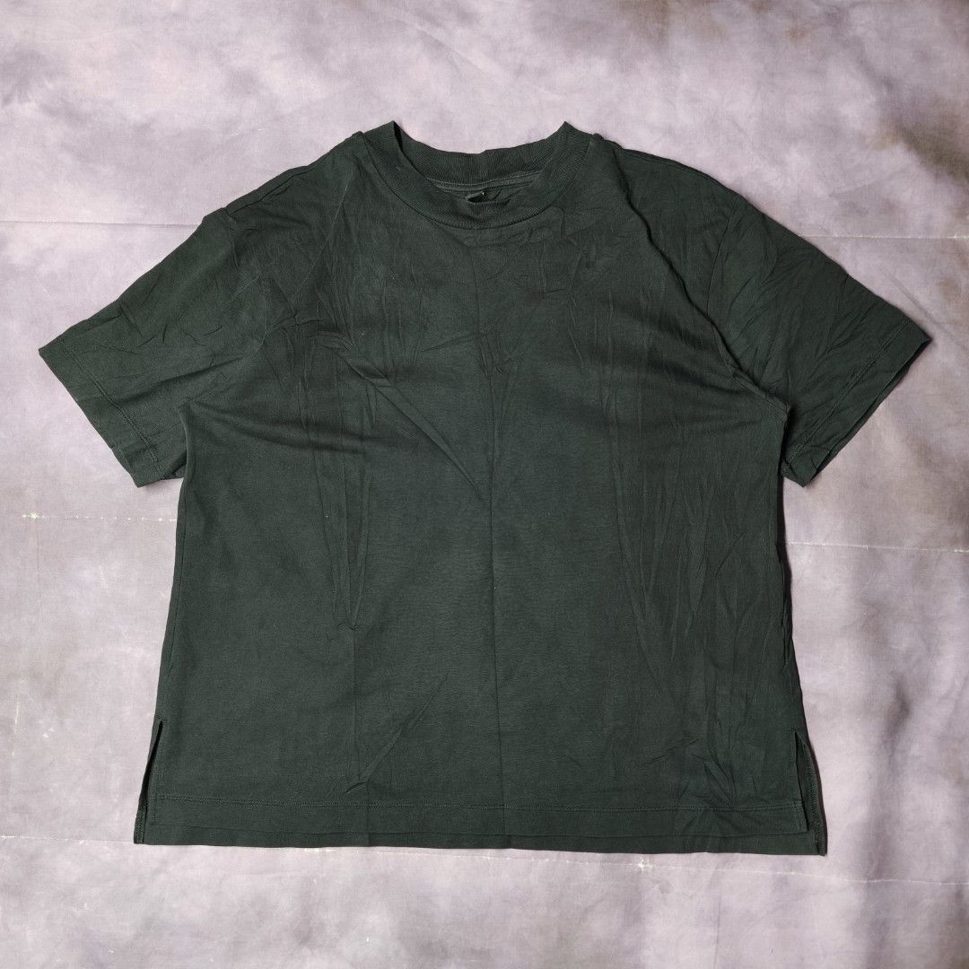 Uniqlo airism (Category: Tshirts & Polo Shirts ) located in San Jose. Submitted by dripdropph22 (Listing ID 1464369226, Image 1). Description: uniqlo airism color rate 9.8/10 279+sf unli vouche unli VC.