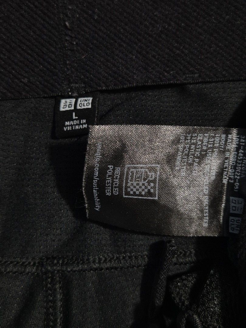 UNIQLO AIRISM ACTIVE SHORTS (LARGE) (Category: Activewear) located in Baguio. Submitted by uniq_lyn (Listing ID 1464471852, Image 2). Description: garterized waist = 32 inches.