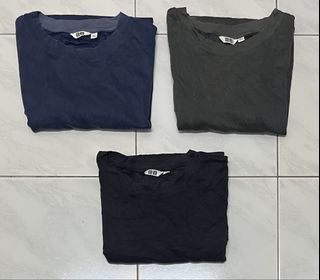 (Category: ) located in . Submitted by amirul_uniqlo_gu_store (Listing ID 1464500516, Image 1). Description: .