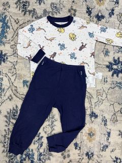 (Category: ) located in . Submitted by ThatLittleWardrobe (Listing ID 1464456077, Image 1). Description: .