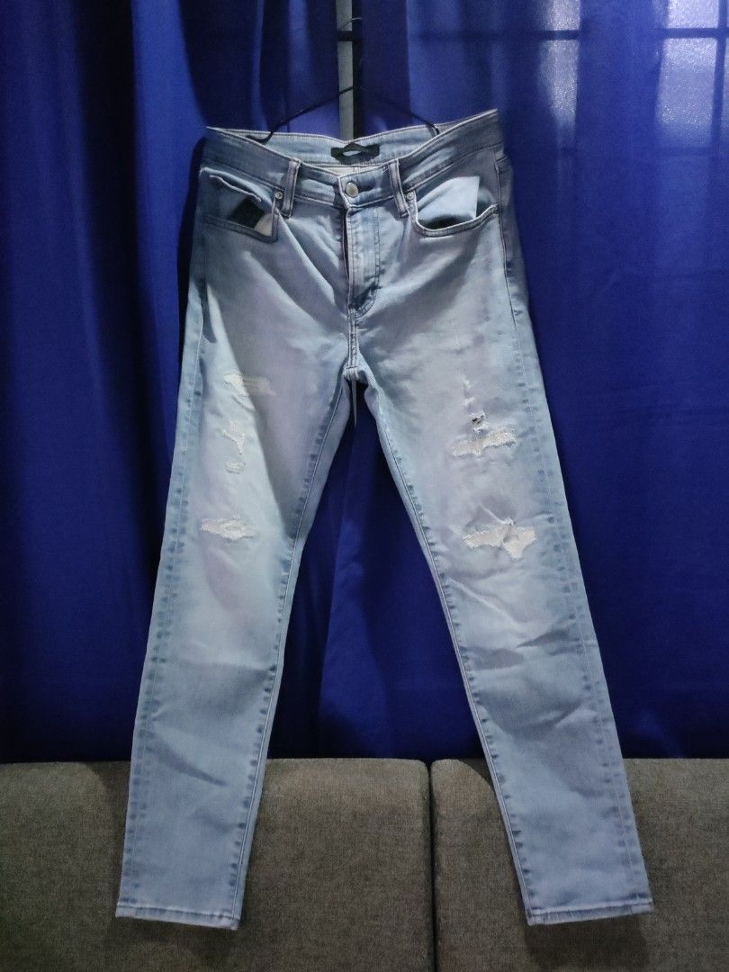 Uniqlo Jeans (Category: Jeans) located in Taguig. Submitted by fundraising_for_althon (Listing ID 1464485331, Image 1). Description: .
