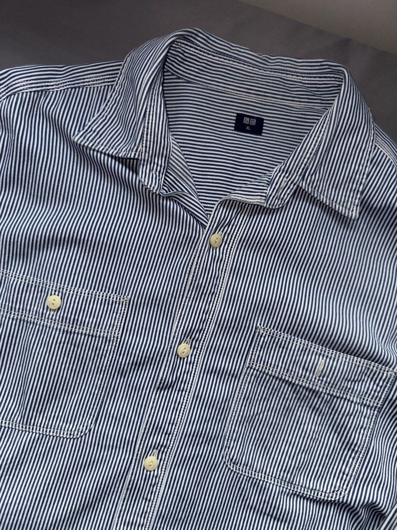 UNIQLO Light Blue Stripes Longsleeves (Category: Formal Shirts) located in Manila. Submitted by jayzee1101 (Listing ID 1464368804, Image 2). Description: Decluttering. Used once in a formal event. Negotiable..