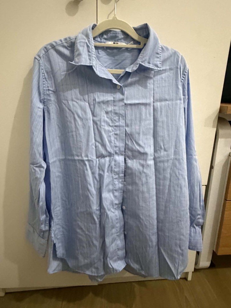 Uniqlo long sleeve polo (Category: Tshirts & Polo Shirts ) located in Manila. Submitted by bookishtati (Listing ID 1464461786, Image 2). Description: .
