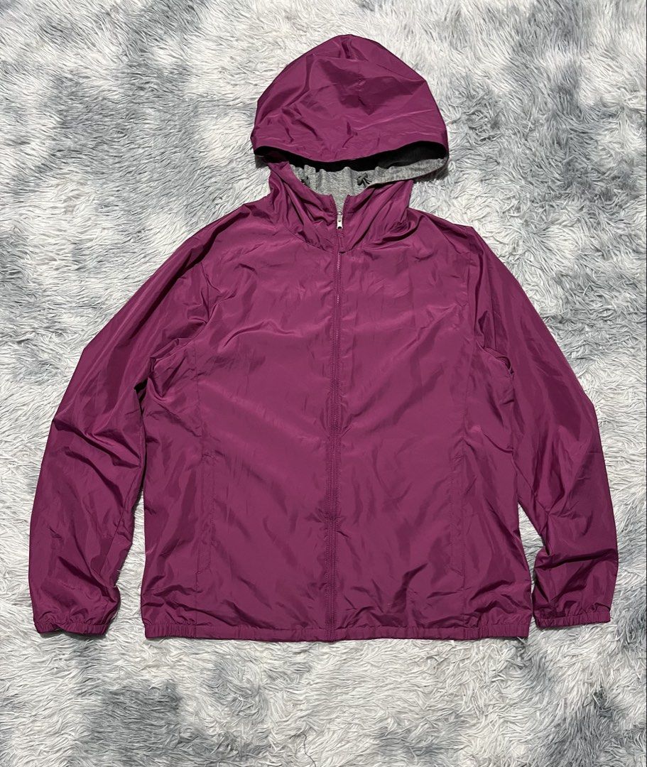 Uniqlo Reversible Parka Jacket (Category: Coats, Jackets and Outerwear) located in Sasmuan (Sexmoan). Submitted by winterclothes.ph (Listing ID 1464415852, Image 1). Description: Uniqlo Reversible Parka Jacket XL on tag Women’s code Width 20.5 Length 21.5 Excellent Condition.