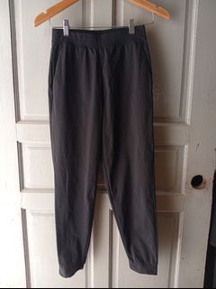(Category: ) located in . Submitted by original_uniqlo (Listing ID 1464494654, Image 1). Description: .