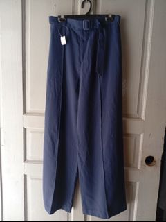 (Category: ) located in . Submitted by original_uniqlo (Listing ID 1464494415, Image 1). Description: .
