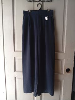 (Category: ) located in . Submitted by original_uniqlo (Listing ID 1464495198, Image 1). Description: .