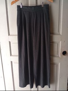 (Category: ) located in . Submitted by original_uniqlo (Listing ID 1464520149, Image 1). Description: .