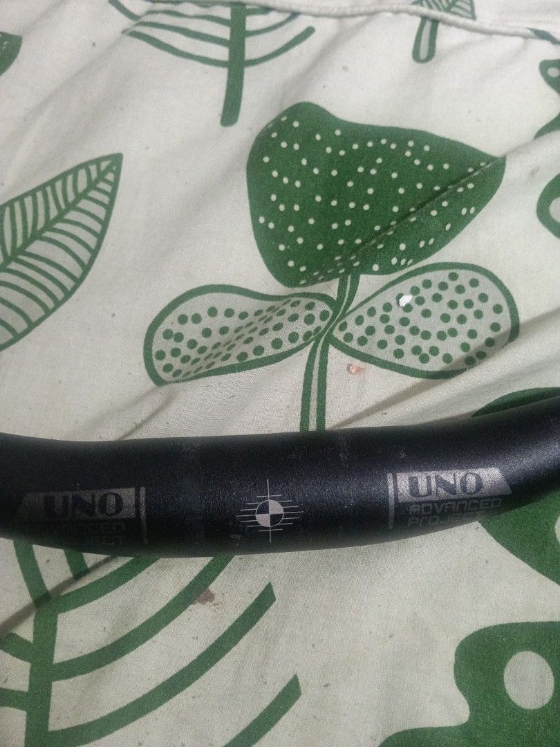 UNO riser ber (Category: Parts & Accessories) located in Singapore. Submitted by pursuitfixiesandbikes (Listing ID 1464455855, Image 3). Description: $20 fd my convi⬇️ Clementi Dover Choa Chu Kang Your convi +$5 .