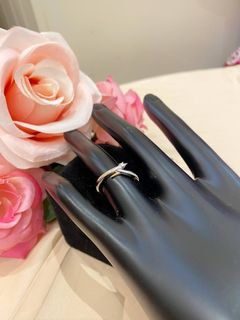 (Category: ) located in . Submitted by luxshare_preloved_ (Listing ID 1464467734, Image 1). Description: .