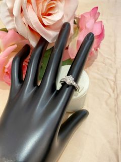 (Category: ) located in . Submitted by luxshare_preloved_ (Listing ID 1464466513, Image 1). Description: .