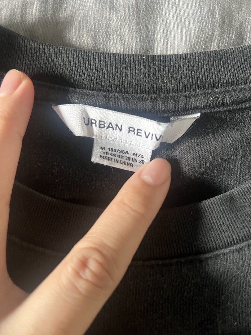 URBAN REVIVO SHIRT (Category: Tshirts & Polo Shirts ) located in Antipolo. Submitted by vintagedon_ (Listing ID 1464363890, Image 2). Description: DIMES: 23W x 27L NO ISSUE.