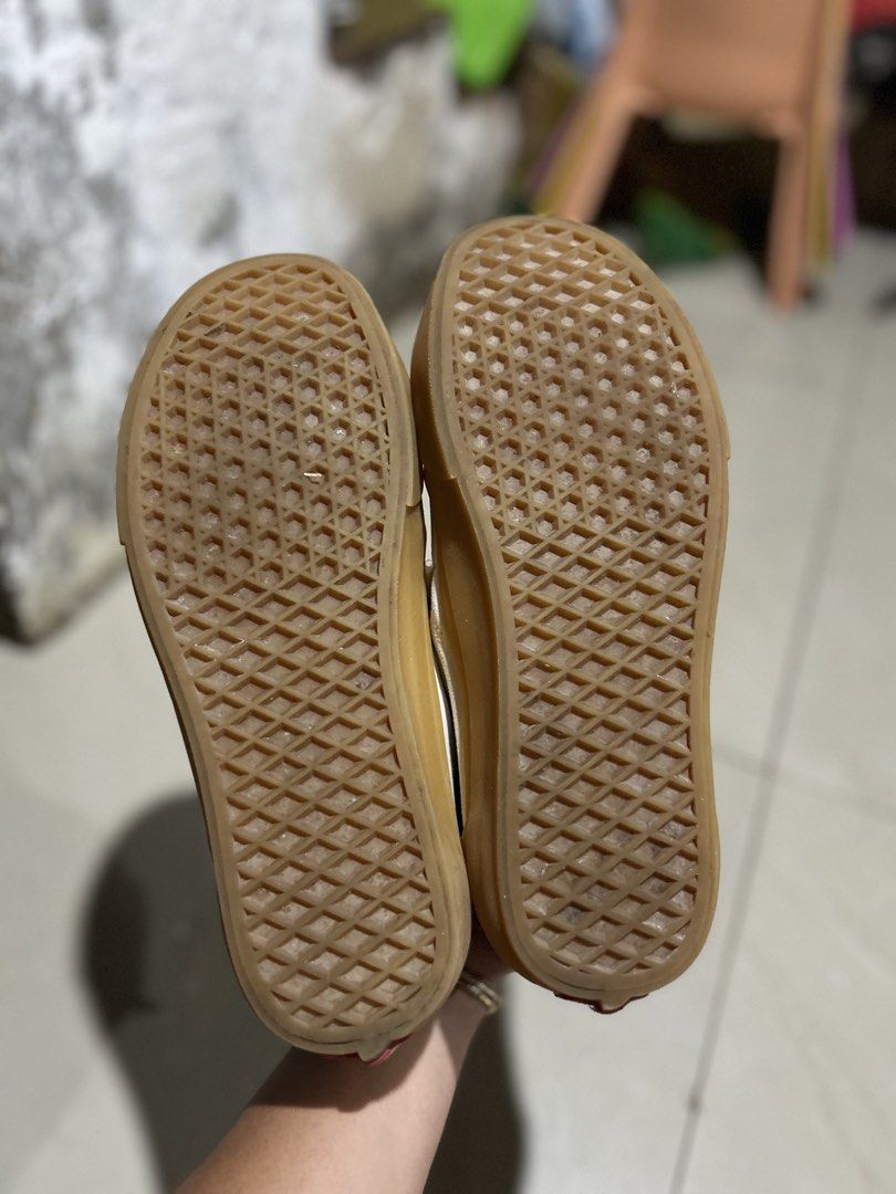 Vans (Category: Sneakers) located in Cebu City. Submitted by cyrilk1cks (Listing ID 1464404015, Image 3). Description: .