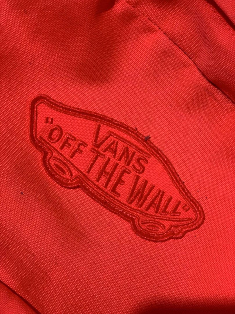 Vans Off The Wall Neon Orange Backpack (Category: Backpacks) located in Carmona. Submitted by rareleih (Listing ID 1464556797, Image 2). Description: - Neon orange Vans backpack - Classic Vans logo on front - Main compartment and front pocket - Padded shoulder straps for comfort -1500.