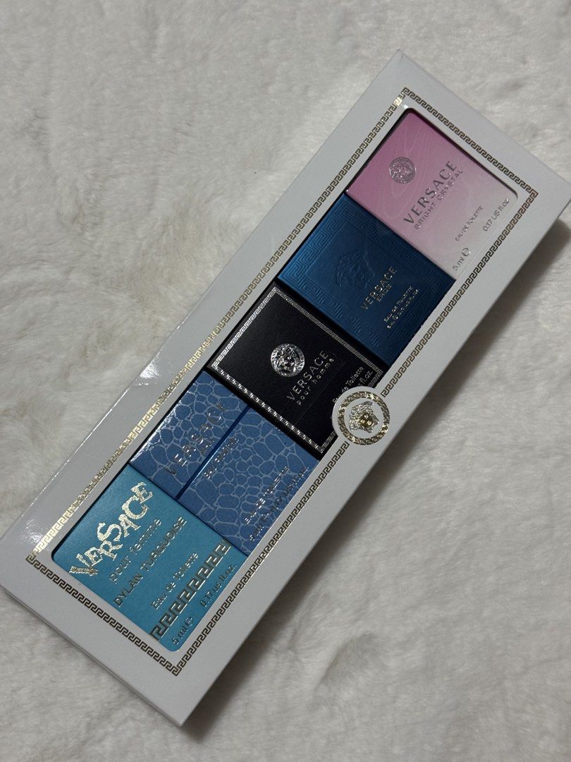 Versace Parfums Miniatures Collection Set (Category: Fragrance & Deodorants) located in San Nicolas. Submitted by ihascat (Listing ID 1464446819, Image 1). Description: - Authentic Versace Parfums Miniatures Collection - Includes 5 distinct 5ml fragrances: - Dylan Turquoise - Dylan Blue - Eros - Dylan Blue Pour Femme - Bright Crystal - All are Eau de Toilette (EDT) - Ideal for travel or sampling different scents - Great gift idea for fragrance lo