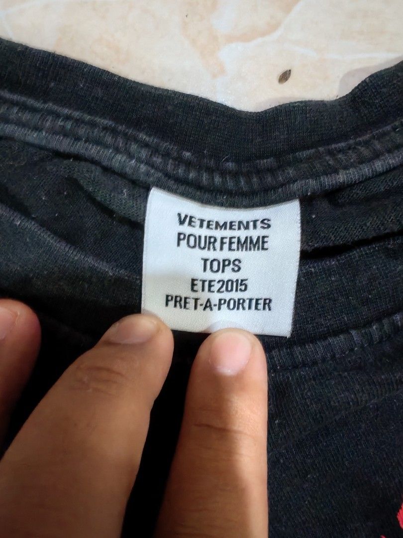 Vetements skull tee (Category: Tshirts & Polo Shirts ) located in Cotabato. Submitted by rayhan.thriftee (Listing ID 1464457965, Image 3). Description: Vetements size XL 24*31 dimes good condition no major issue 800.