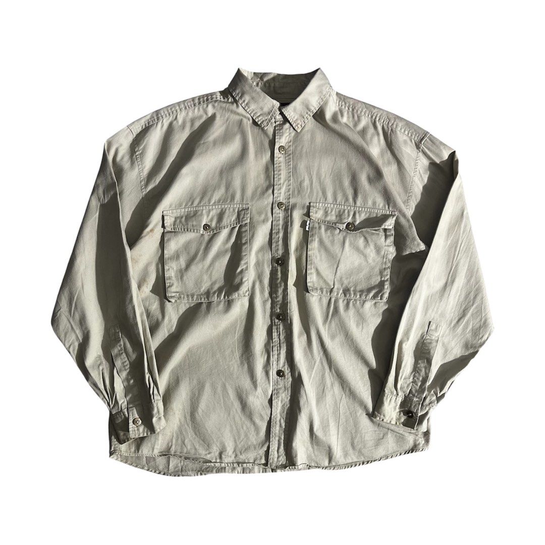 Vintage 00’s Levis Strauss Work Shirt (Category: Coats, Jackets and Outerwear) located in Daraga. Submitted by th3cliquejunks (Listing ID 1464497697, Image 1). Description: Vintage 00’s Levis Strauss Work Shirt Tagged Size: Large Condition: 9/10 Flaw: Stain. Check 5th pic. Need Wash only Measurement: Pit to pit: 24” Length: 29” - 2,000 Dm!.