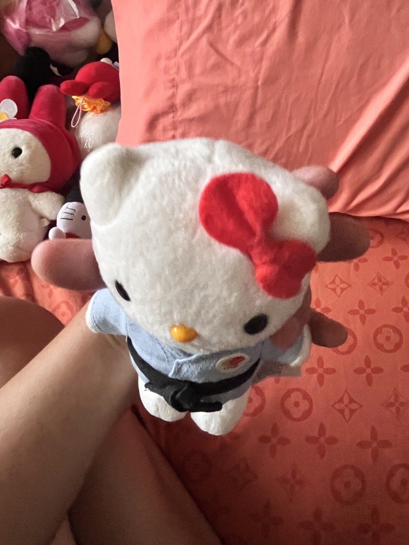 Vintage 2004 Hello Kitty JUDO Olympics 6" Plush (Category: Plushies & Soft Toys) located in Paranaque City. Submitted by bonsaiart (Listing ID 1464421848, Image 2). Description: Pre owned Good condition 1800+sf Shipping via j&t Payment via gcash or maya No to cod/ cop/ meetup.