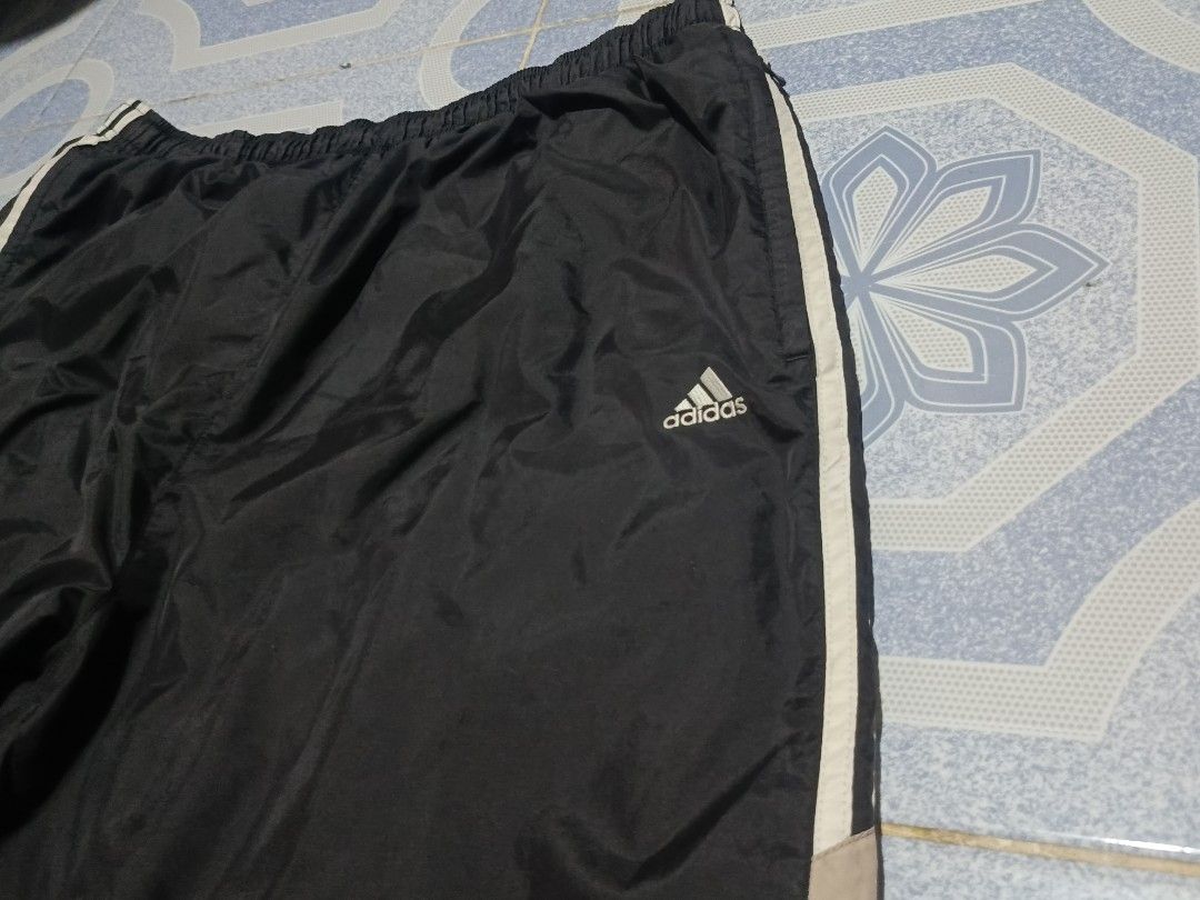 VINTAGE ADIDAS TRACK PANTS (Category: Announcements) located in San Jose del Monte. Submitted by thriftandzell (Listing ID 1464500111, Image 2). Description: -GOOD CONDITION! (FOR BEING VINTAGE) -ISSUE IS ON THE PICS AND ALSO NO DRAWSTRINGS (LAST PICS) - SIZE LARGE.