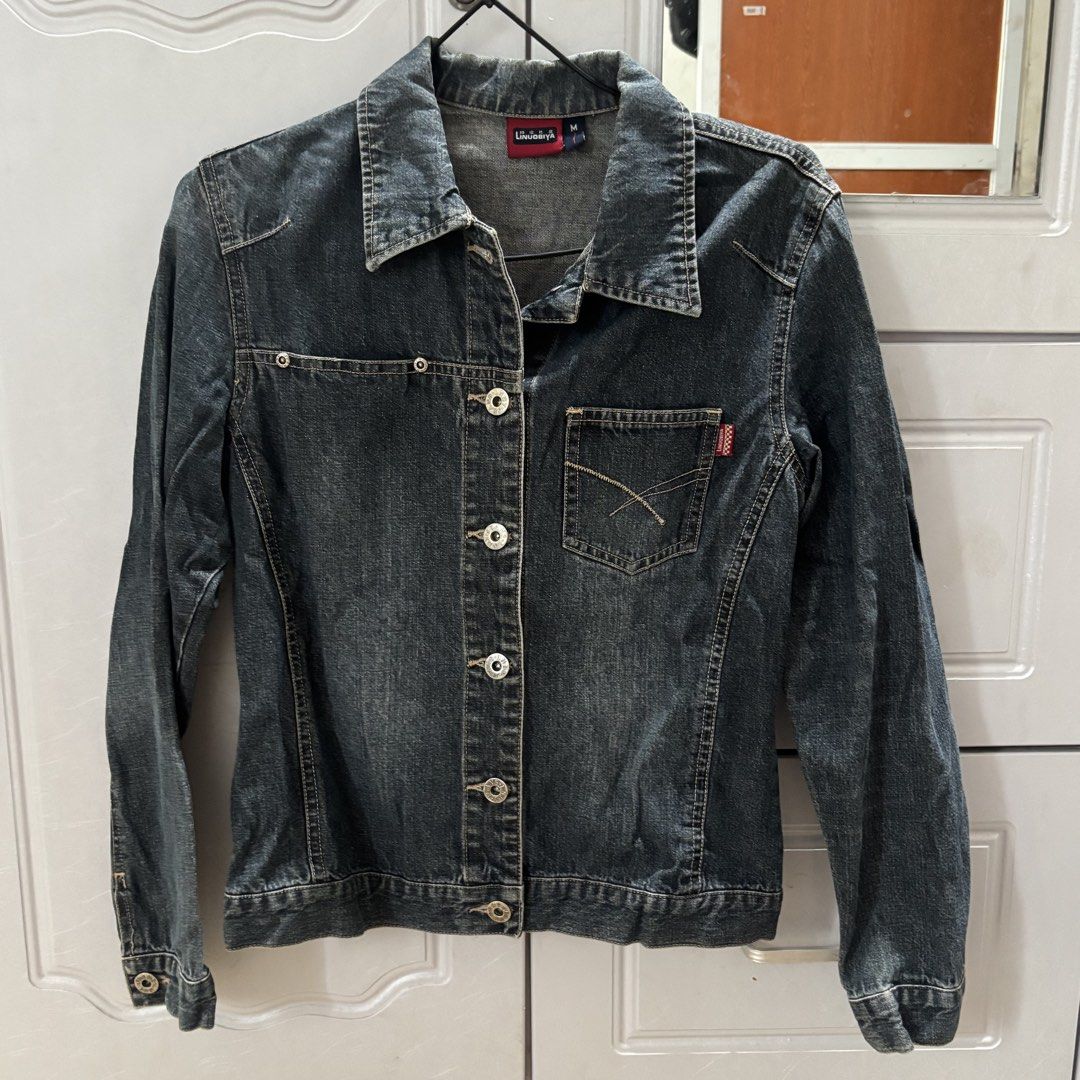 Vintage Denim Button Fitted Jacket (Category: Coats, Jackets and Outerwear) located in Binan City. Submitted by mypreloved_haul (Listing ID 1464363642, Image 1). Description: LAST PRICE POSTED! FOR SURE BUYERS ONLY! WIDTH - 17” LENGTH- 21” SLEEVE LENGTH - 20”.