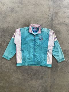 (Category: ) located in . Submitted by gudthriftby.la (Listing ID 1464392916, Image 1). Description: .