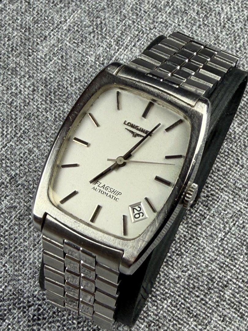 Vintage Longines Flagship (Category: Men's Watches) located in Bacoor. Submitted by offtheclock (Listing ID 1464470536, Image 2). Description: Vintage Longines Flagship Condition: Pre-owned Reference No: 16823543 Movement: Automatic Self Winding (6651) Power Reserve: Approximately 40 Hours Material: Stainless Steel with a Brushed Bezel Surface and Polished Case Flanks Case Diameter: 28x37mm (Hesalite Acrylic Crystal) Dial: Matte Brushed Silver-Wh