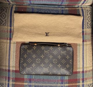 (Category: ) located in . Submitted by kulilayfinds (Listing ID 1464364741, Image 1). Description: .