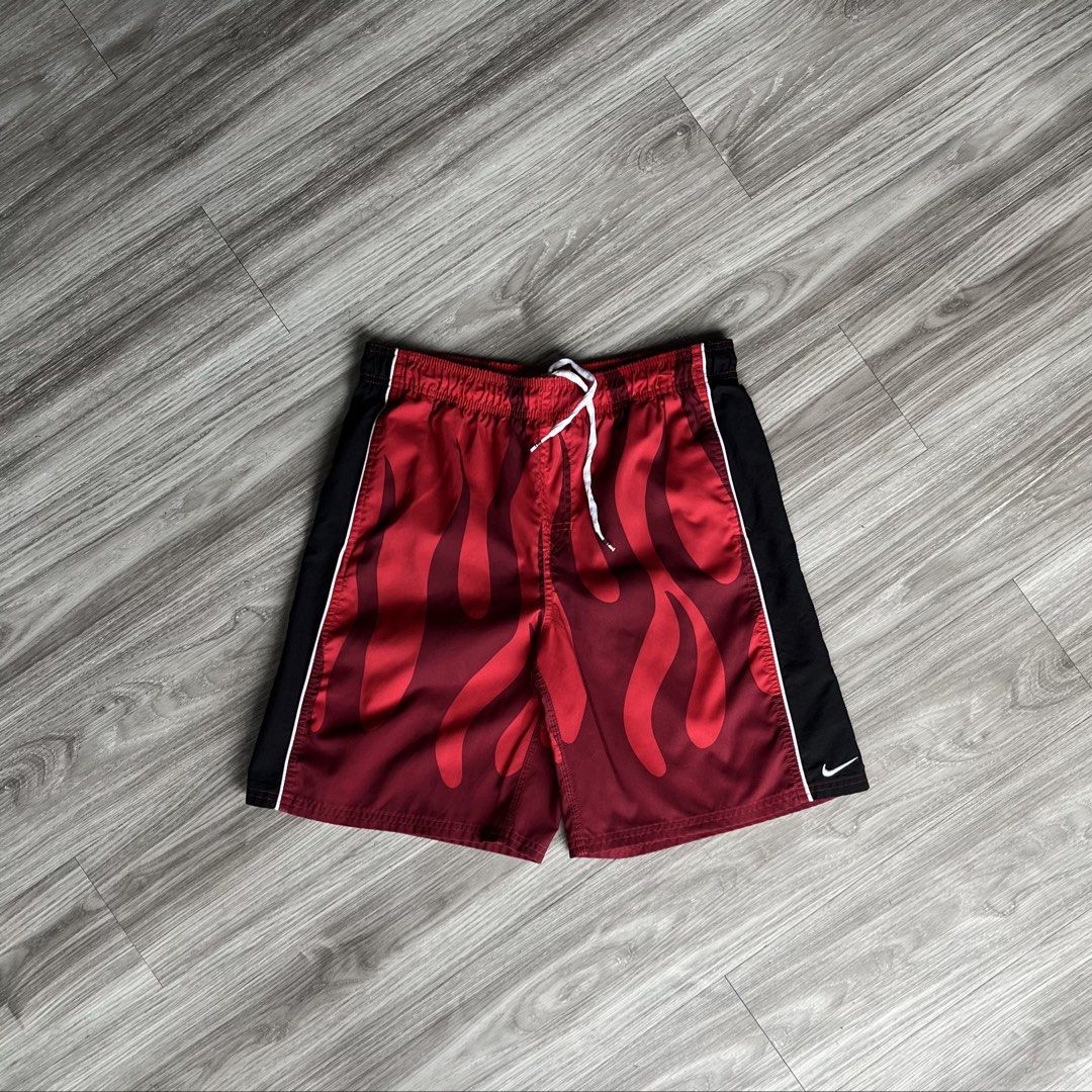 Vintage Nike Flame Short (Category: Shorts) located in Cebu City. Submitted by specializedgoodsitem_ (Listing ID 1464532240, Image 2). Description: excellent condition slightly needs wash ( naka display sa store ) details posted color may vary due to light 30 - 34’ waistline 18.5’ length .