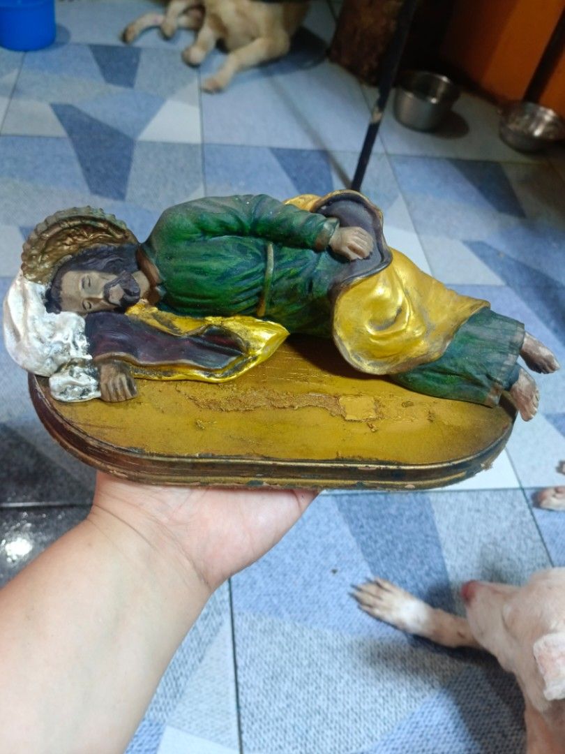 Vintage The Sleeping Saint Joseph (Category: Vintage Collectibles) located in Mandaluyong City. Submitted by theforgottentreasures (Listing ID 1464410588, Image 1). Description: 2300 pesos!!! 📌 Vintage The Sleeping Saint Joseph 11 x 6 inches made of fiber resin and wood what you see is what you get.