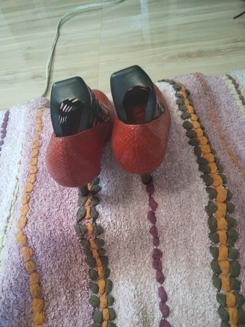 Viva Red Snake skin heels (Category: Heels) located in Calasiao. Submitted by alluringvenus.thriftshop (Listing ID 1464409286, Image 3). Description: very good condition brand new with price tags.