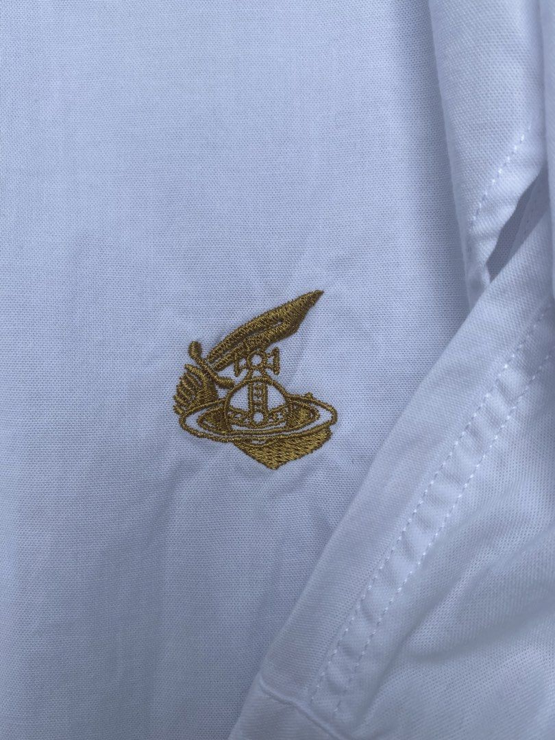 Vivienne Westwood Elongated Collar Button Down (Category: Formal Shirts) located in Subic. Submitted by curatedbyyourstruly (Listing ID 1464435131, Image 3). Description: Vivienne Westwood Elongated Collar Button Down Archive Piece Size 38 on tag Excellent Condition DM me for more information .