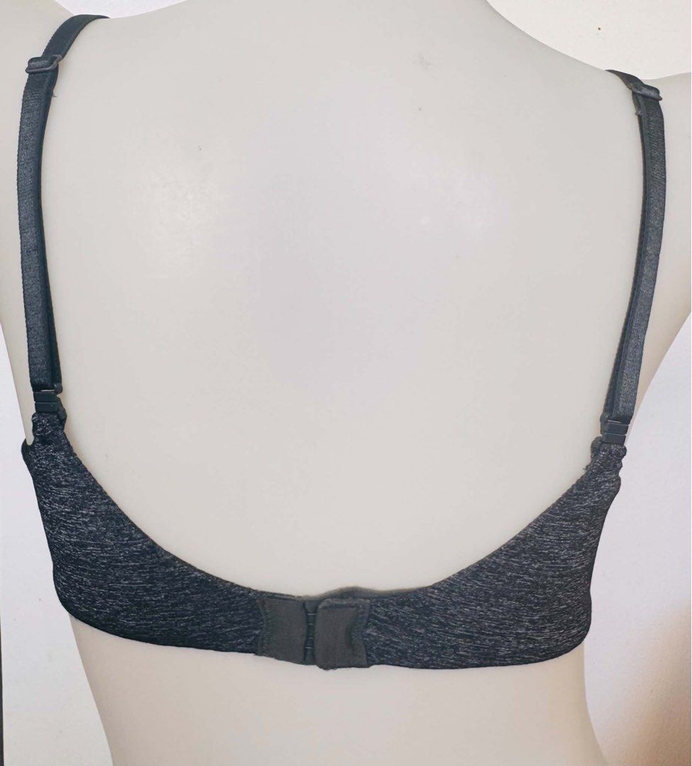 VS dark gray bra underwire 32C (Category: Undergarments & Loungewear) located in San Jose. Submitted by 99ners (Listing ID 1464466757, Image 3). Description: ☘️underwire.