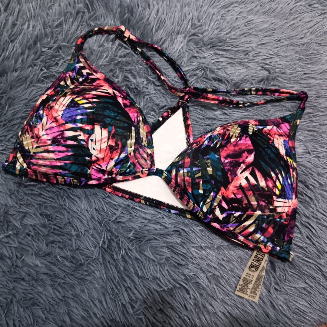 VS Pink Bikini Top (Category: Undergarments & Loungewear) located in Binangonan. Submitted by darlen21 (Listing ID 1464534767, Image 1). Description: .