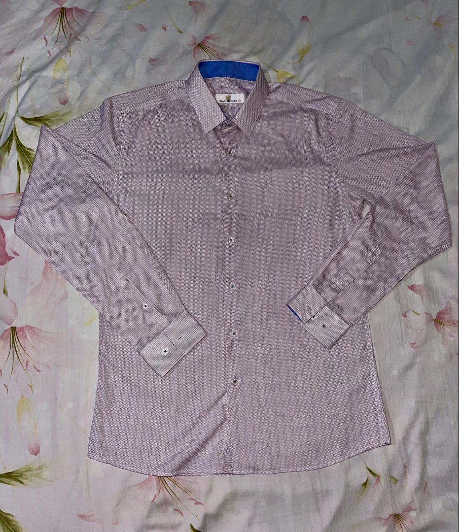 WALLSTREET LONG SLEEP POLO (Category: Formal Shirts) located in Cagayan de Oro. Submitted by gabsthrift (Listing ID 1464362084, Image 2). Description: WALLSTREET LONG SLEEP POLO SIZE: Medium GOOD CONDITION.