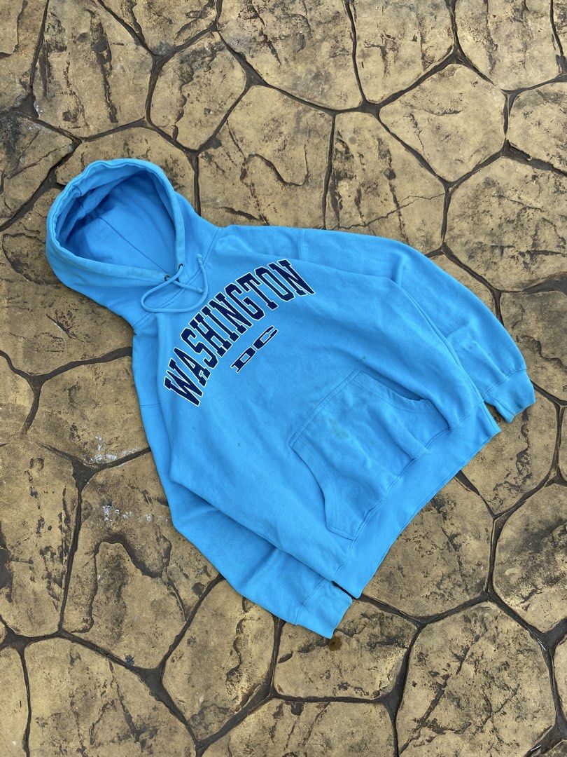 WASHINGTON DC (Category: Hoodies) located in Manila. Submitted by zzztine (Listing ID 1464430823, Image 1). Description: WASHINGTON DC 💎 ( SKY BLUE ) Dimes: 23*28 Color rate:9.2/10 Condition: GOOD.