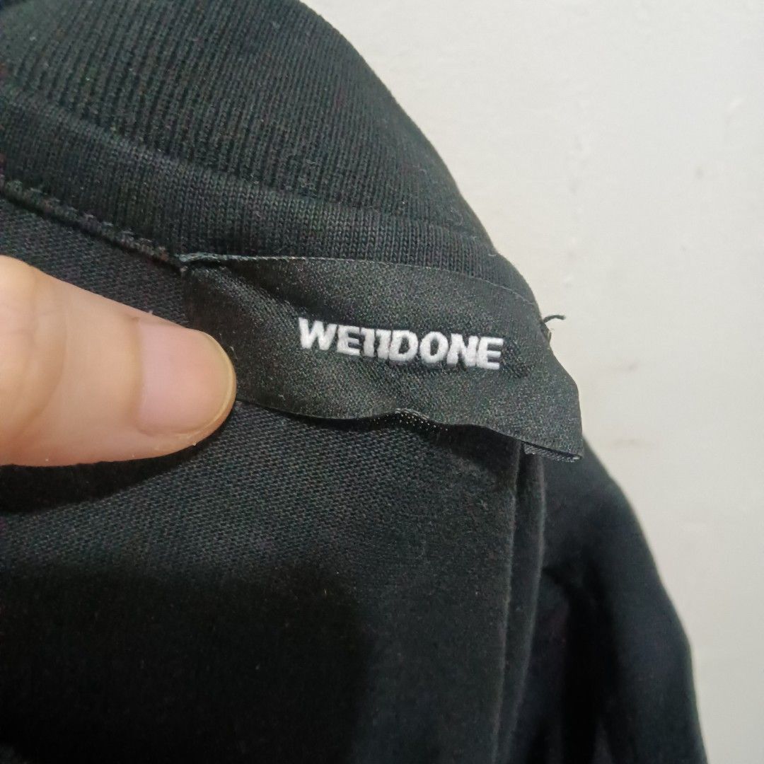 WELLDONE Mirror Logo Shirt (Category: Tshirts & Polo Shirts ) located in Caloocan City. Submitted by jaychingsss (Listing ID 1464545194, Image 2). Description: Welldone Mirror Logo Shirt - 250 23x30 Complete Tags Color Rate: 10/10 No issue NEED WASH.