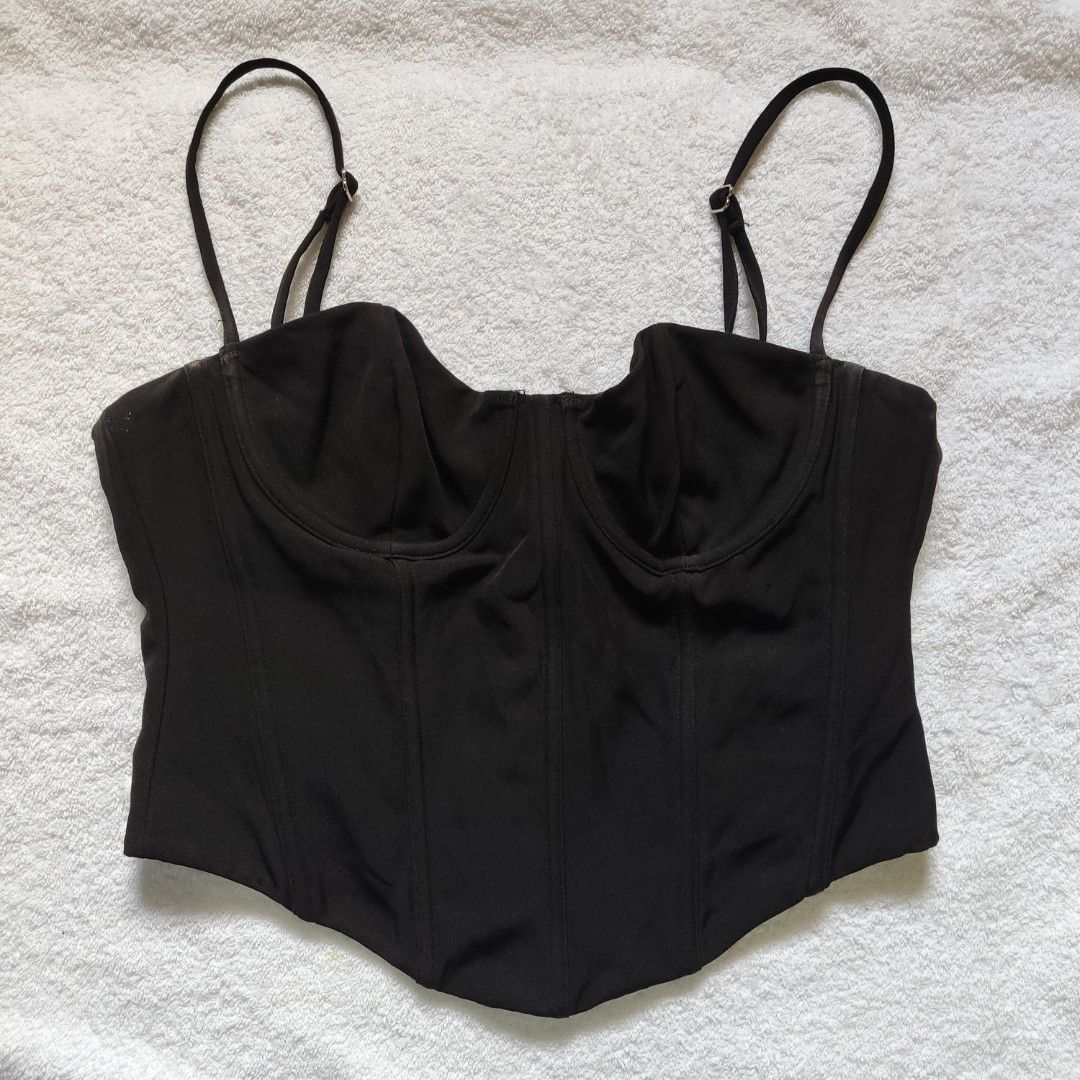 White Fox Black V-Shaped Corset Vintage Top (Category: Sleeveless) located in Bacoor. Submitted by kmrynl (Listing ID 1464456677, Image 1). Description: Rfs: decluttering - no issue - with boning, thick material with zipper up - nice fit, body hugging bc of vshaped detail - no ww; manage expectations - see last photos for measurements (in) MOP: BPI/Maribank only MOD: J&T/Lalamove.