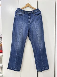 (Category: ) located in . Submitted by thecloset.enaa (Listing ID 1464419236, Image 1). Description: .