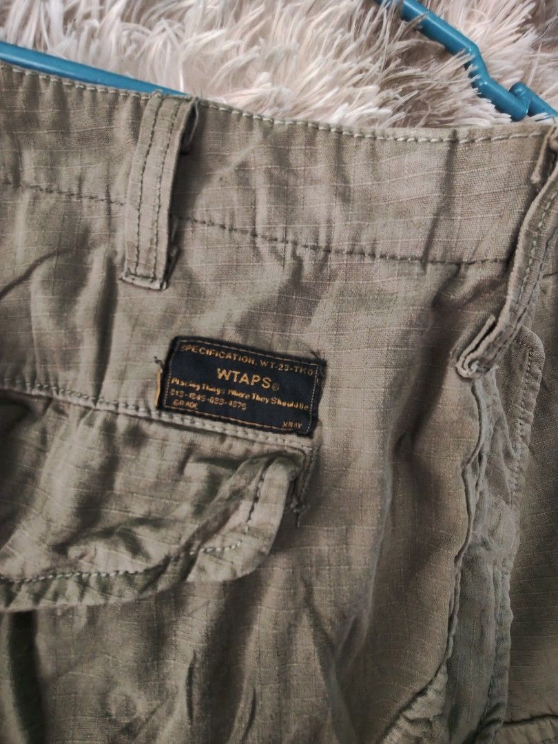 WTAPS Unarmored Jungle Cargo shorts (Category: Luxury Apparel) located in Rizal, Mindoro Occidental. Submitted by finding_ukaygems5103 (Listing ID 1464478660, Image 1). Description: .